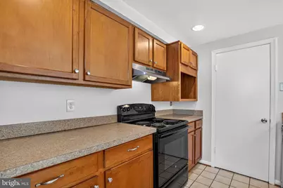 4324 Pembrook Village Drive #23, Alexandria, VA 22309 - Photo 9