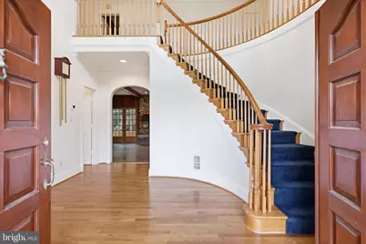 1051 Kelso Road, Great Falls, VA 22066 - Photo 3