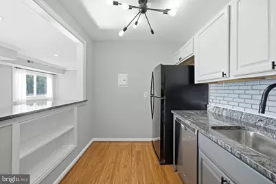 2901 Charing Cross Road #11, Falls Church, VA 22042 - Photo 11