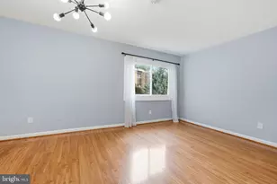 2901 Charing Cross Rd, Falls Church, VA 22042 - Photo 21