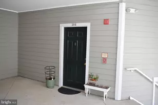4413 Fair Stone Dr, Fairfax, VA 22033 - Photo 3