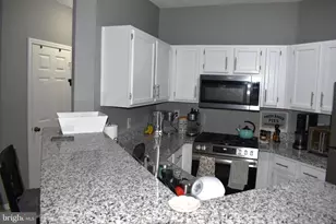 4413 Fair Stone Dr, Fairfax, VA 22033 - Photo 13