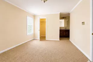 9693 Scotch Haven Dr, Vienna, VA 22181 - Photo 11