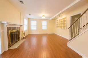 9693 Scotch Haven Dr, Vienna, VA 22181 - Photo 13