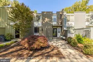 11170 Forest Edge Dr, Reston, VA 20190 - Photo 1
