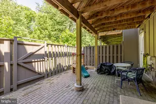 11170 Forest Edge Dr, Reston, VA 20190 - Photo 33