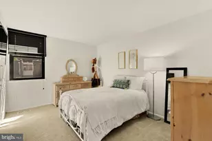 11170 Forest Edge Dr, Reston, VA 20190 - Photo 17