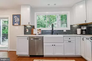 7603 Modisto Ln, Springfield, VA 22153 - Photo 15