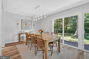 11201 Wedge Dr, Reston, VA 20190 - Photo 9
