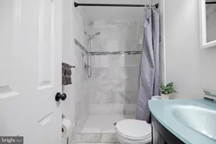 7810 Hayfield Rd, Alexandria, VA 22315 - Photo 21