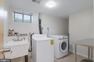 7810 Hayfield Rd, Alexandria, VA 22315 - Photo 49
