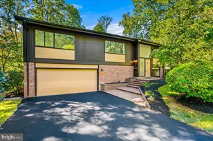4302 Wakefield Dr, Annandale, VA 22003 - Photo 1