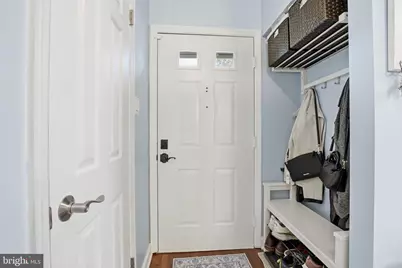 5629 Ridge View Drive, Alexandria, VA 22310 - Photo 3
