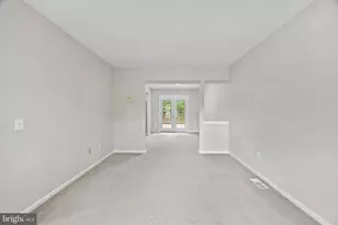 6022 Westbourne Pl, Centreville, VA 20120 - Photo 7