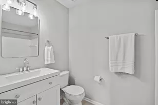 6022 Westbourne Pl, Centreville, VA 20120 - Photo 21
