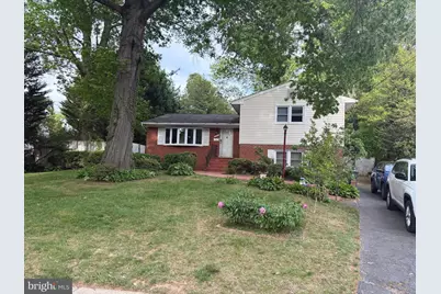 1631 Warner Avenue, McLean, VA 22101 - Photo 1