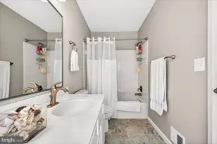 3341 Oakshade Ct, Fairfax, VA 22033 - Photo 21