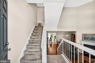 3341 Oakshade Ct, Fairfax, VA 22033 - Photo 3