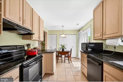 3341 Oakshade Court, Fairfax, VA 22033 - Photo 13
