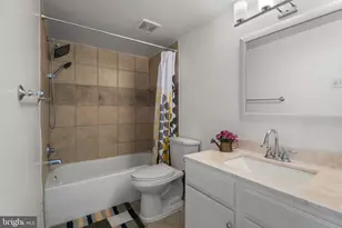 1800 Old Meadow Rd, McLean, VA 22102 - Photo 25
