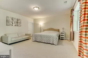1751 Tysons Crest Ln, Vienna, VA 22182 - Photo 31