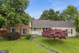 5902 6th Street S, Falls Church, VA 22041 - Photo 3
