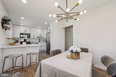 9662 Westport Lane, Burke, VA 22015 - Photo 5