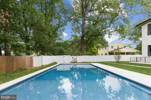 1002 Avery Ct SW, Vienna, VA 22180 - Photo 21