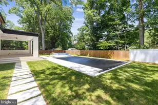 1002 Avery Ct SW, Vienna, VA 22180 - Photo 25