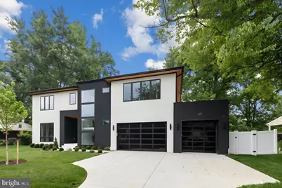 1002 Avery Court SW, Vienna, VA 22180 - Photo 3
