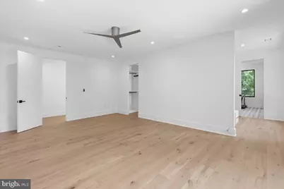 1002 Avery Court SW, Vienna, VA 22180 - Photo 57