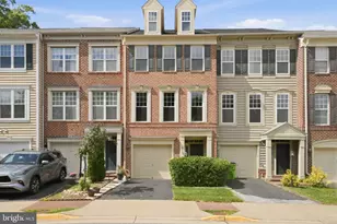 8133 Dove Cottage Ct, Lorton, VA 22079 - Photo 1