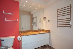 5958 Founders Hill Dr, Alexandria, VA 22310 - Photo 13