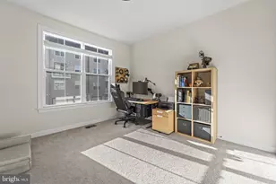 12384 Azure Ln, Fairfax, VA 22033 - Photo 17