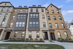 12384 Azure Ln, Fairfax, VA 22033 - Photo 1