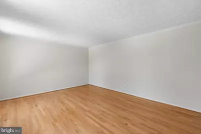 7805 Roundabout Way, Springfield, VA 22153 - Photo 3