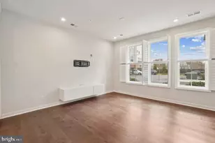 7528 Sawyer Farm Wy, McLean, VA 22102 - Photo 11