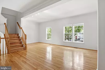 13662 Saint Johns Wood Place, Herndon, VA 20171 - Photo 11