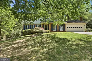 2111 Statute Ln, Vienna, VA 22181 - Photo 3