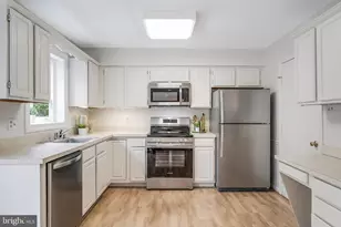13203 Stone Heather Dr, Herndon, VA 20171 - Photo 13