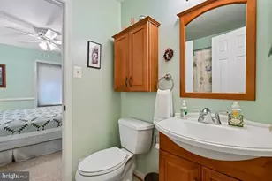 10924 Adare Dr, Fairfax, VA 22032 - Photo 39