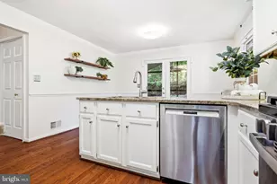 1913 Aubrey Pl Ct, Vienna, VA 22182 - Photo 33
