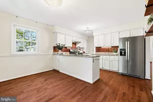 1913 Aubrey Pl Ct, Vienna, VA 22182 - Photo 29