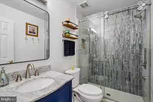 2181 Sandburg St, Dunn Loring, VA 22027 - Photo 33