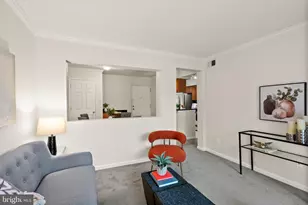 8511 Barrington Ct, Springfield, VA 22152 - Photo 19