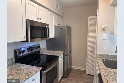 8511 Barrington Court #S, Springfield, VA 22152 - Photo 13