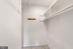 8511 Barrington Ct, Springfield, VA 22152 - Photo 11