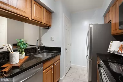8511 Barrington Court #S, Springfield, VA 22152 - Photo 27