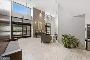 2311 Pimmit Dr, Falls Church, VA 22043 - Photo 11