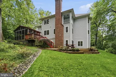 8605 Cherry Drive, Fairfax, VA 22031 - Photo 9